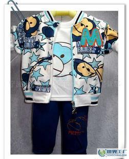 童装选购新思路 婴儿韩版连帽三件套的时尚与实用价值